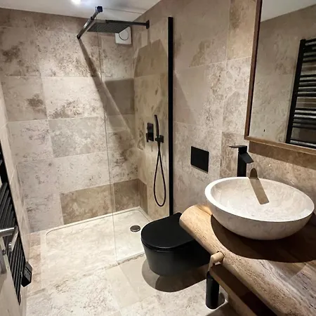 Le Clos Fleuri Apartament